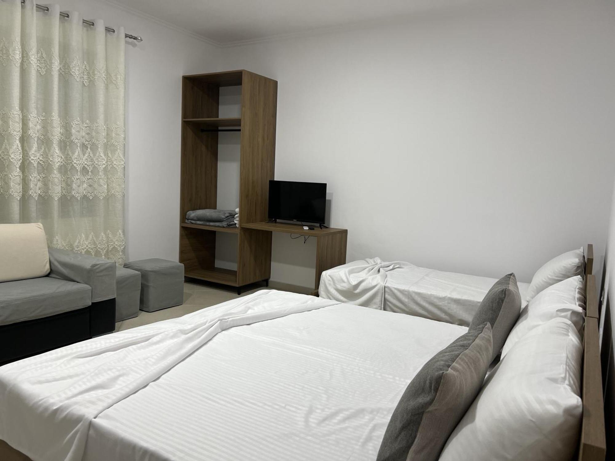 Guesthouse Osumi Berat Eksteriør bilde